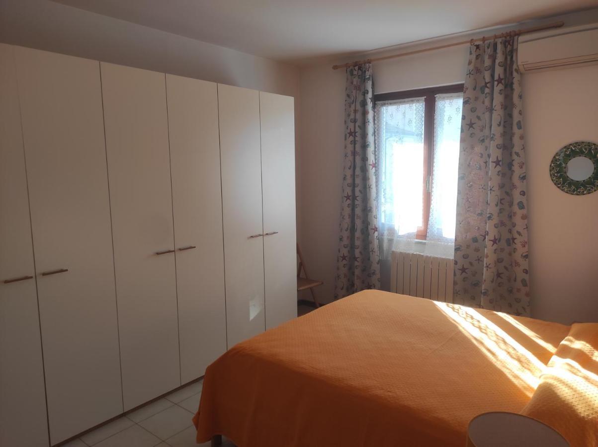 Appartement La Casa Dei Bebi à Carrare Extérieur photo